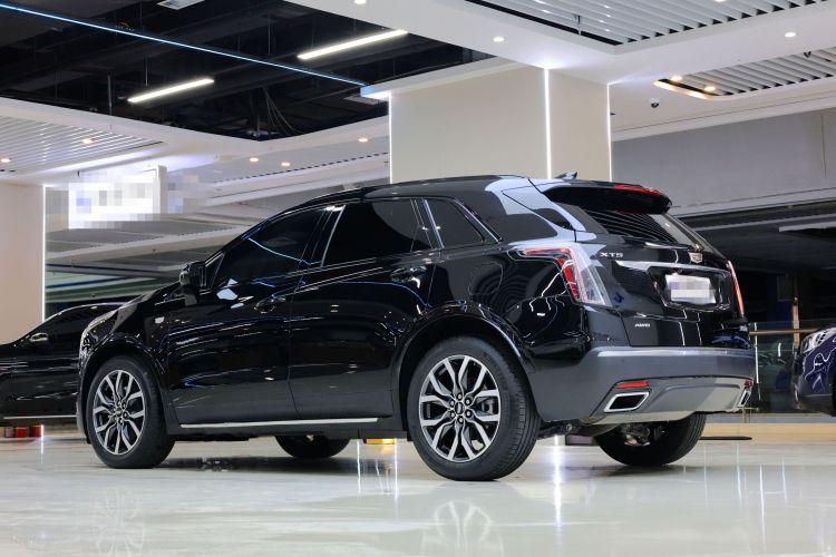 凯迪拉克XT5 2022款 2.0T 四驱尊贵型车身外观6003