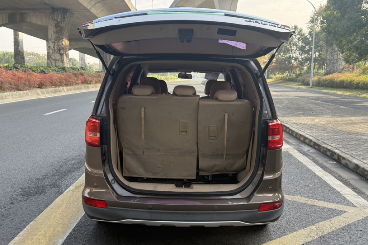 宝骏730 2016款 1.8L iAMT舒适型 7座局部细节9002