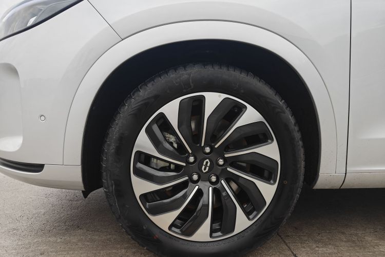 鸿蒙智行 问界M7 2024款 1.5T 后驱Plus版 5座车身外观6009