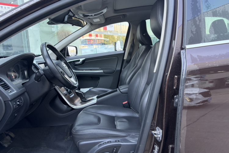 沃尔沃XC60 2017款 T5 智进升级版局部细节19