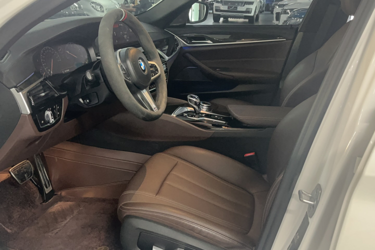 宝马5系 2019款 改款 525Li M运动套装局部细节19