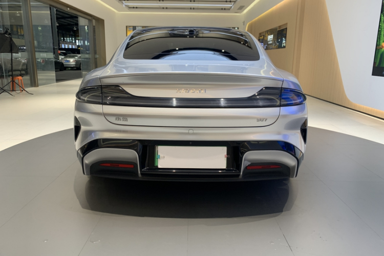 小米汽车 小米SU7 2024款 后驱长续航智驾版车身外观6006