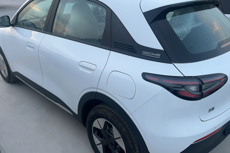 吉利银河 星愿 2025款 310km 梦想版车身外观6005