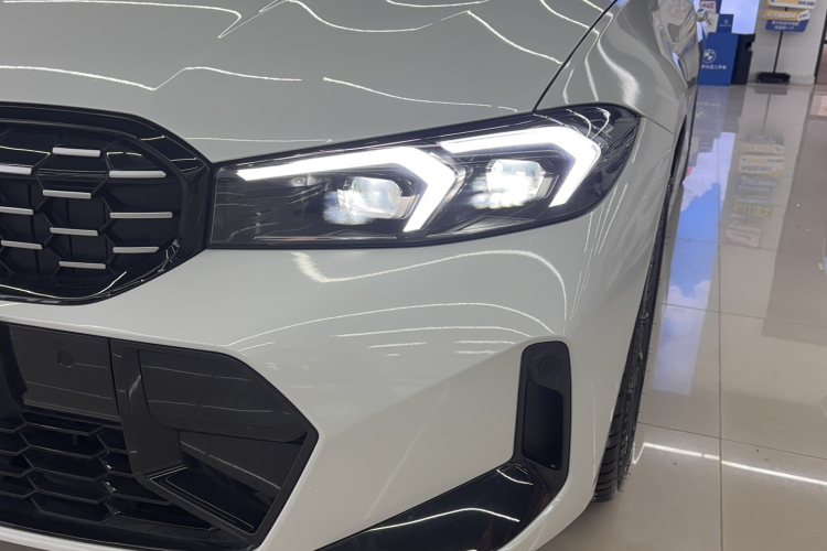 宝马3系 2024款 325Li M运动曜夜套装局部细节36