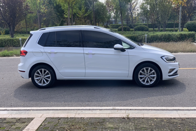 大众 高尔夫·嘉旅 2019款 280TSI 自动好奇型 国V车身外观6002