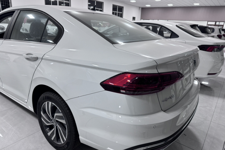 大众 宝来 2026款 200TSI DSG悦行导航版车身外观6004