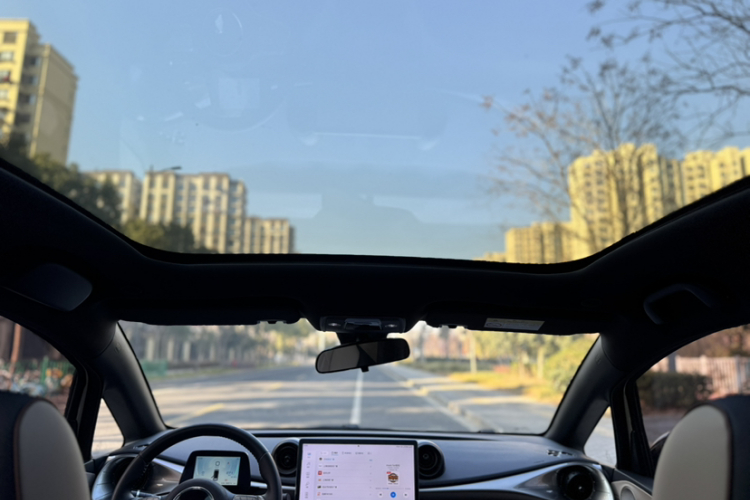 比亚迪 海豚 2021款 405km 时尚版中控内饰7005