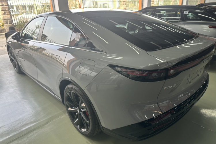 马自达EZ-6 2026款 增程200 Pro运动版车身外观6003