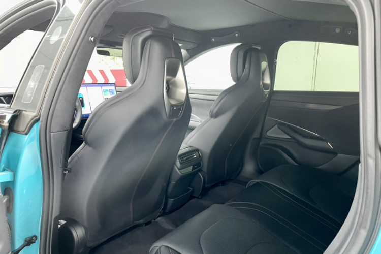 小米汽车 小米SU7 2024款 四驱Max创始版中控内饰7009