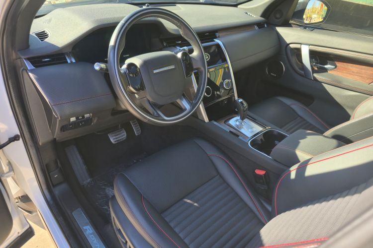 路虎 发现运动版 2020款 249PS R-Dynamic 性能版中控内饰7009