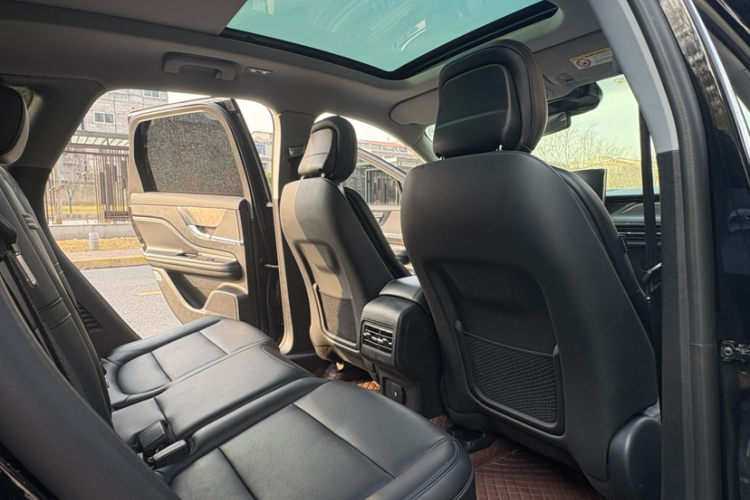 林肯 冒险家 2022款 改款 2.0T 两驱尊享版中控内饰7003