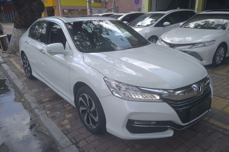 本田 雅阁 2016款 2.4L 豪华版车身外观6002