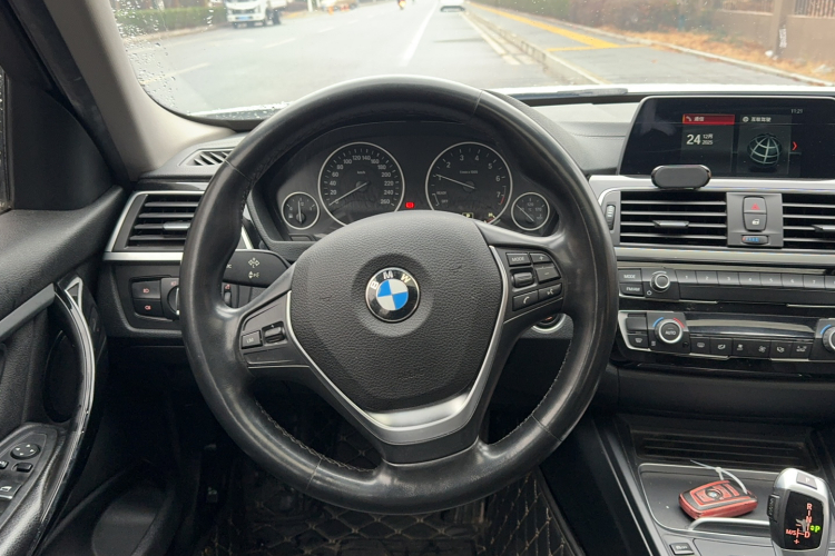 宝马3系 2018款 318Li局部细节13