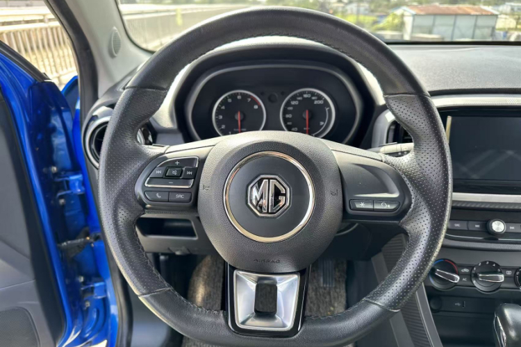 名爵3 2017款 1.5L 自动智联精英版中控内饰7007