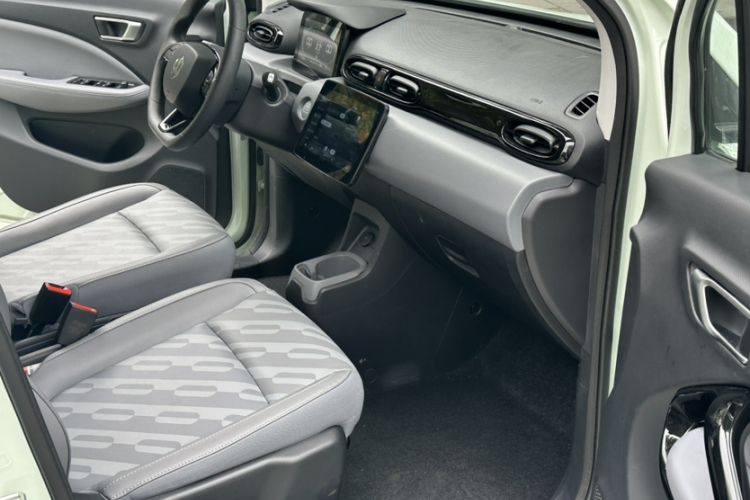 零跑汽车 零跑T03 2024款 403舒享版中控内饰7005