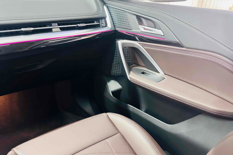 宝马X1 2023款 sDrive20Li X设计套装中控内饰7009