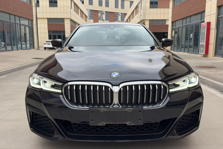 宝马5系 2023款 530Li 领先型 M运动套装车身外观6001