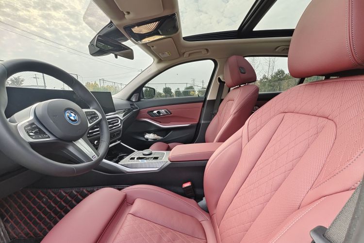 宝马i3 2024款 eDrive 35 L中控内饰7004