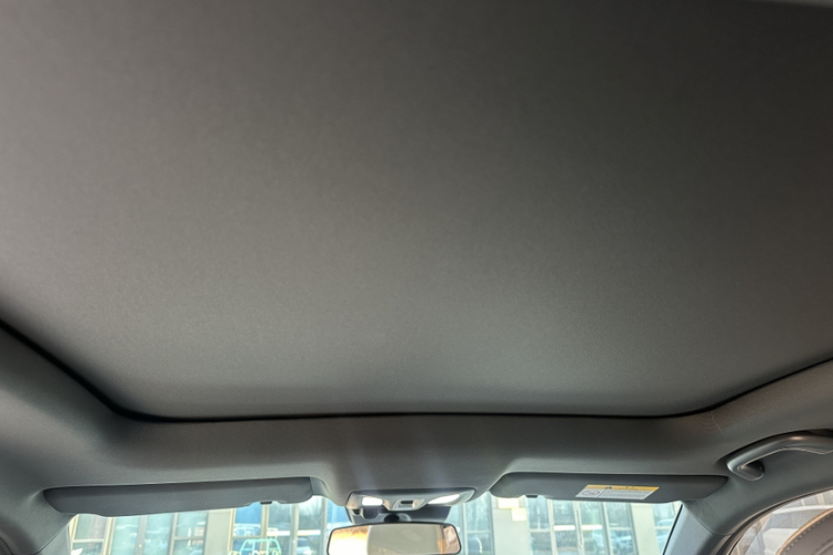 长安UNI-V 2022款 1.5T 尊贵型局部细节22