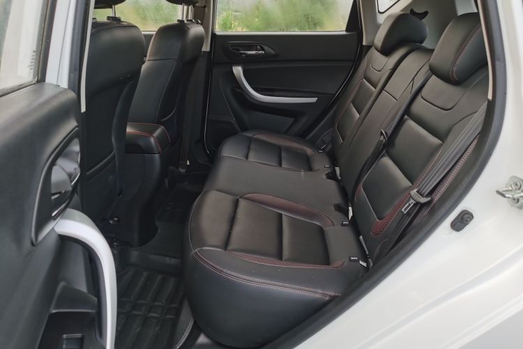 长安CS35 2016款 1.6L 手动豪华型 国V中控内饰7003