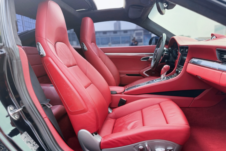 保时捷911 2012款 Carrera 3.4L中控内饰7003