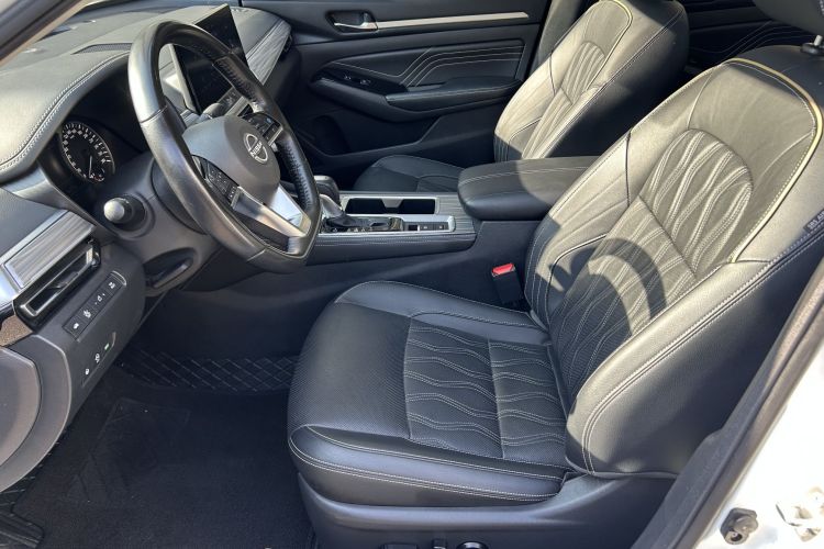 日产 天籁 2022款 2.0T XL 进享版中控内饰7002