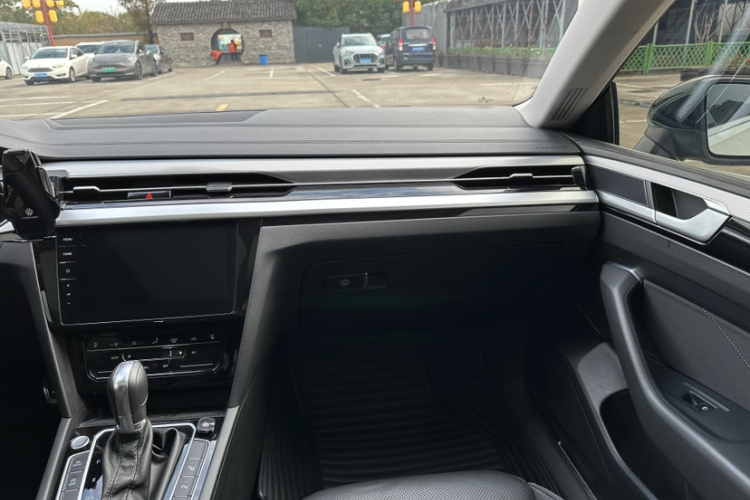 一汽-大众CC 2021款 380TSI 夺目版中控内饰7003