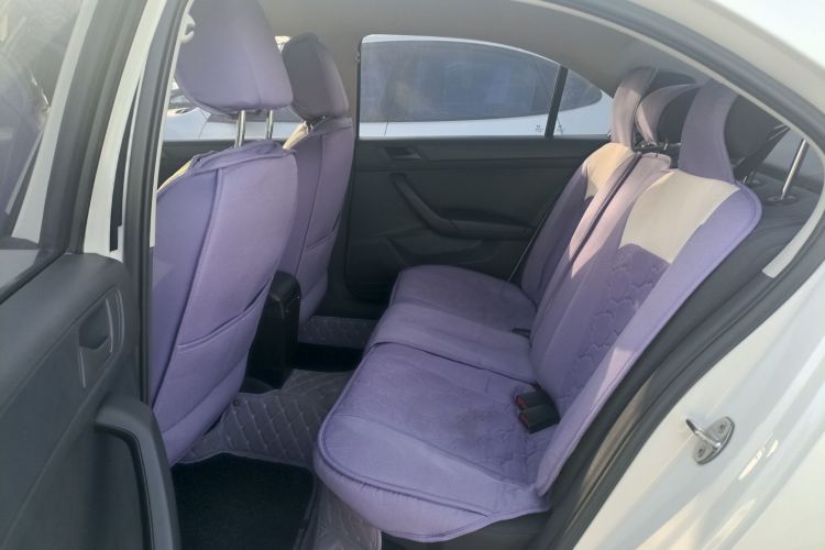 斯柯达 昕锐 2020款 1.5L 自动标准版中控内饰7002