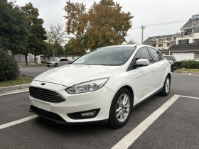 福特 福克斯 2018款 三厢经典 EcoBoost 125 自动超能风尚型智行版