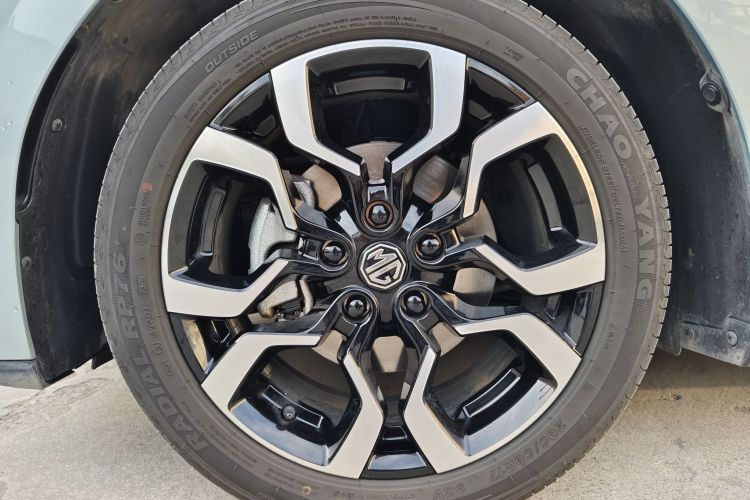 名爵 MG4 EV 2026款 437 自由版车身外观6009