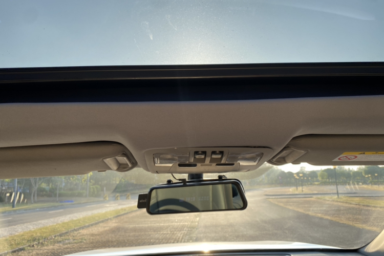 丰田 汉兰达 2017款 2.0T 两驱豪华版 7座局部细节22