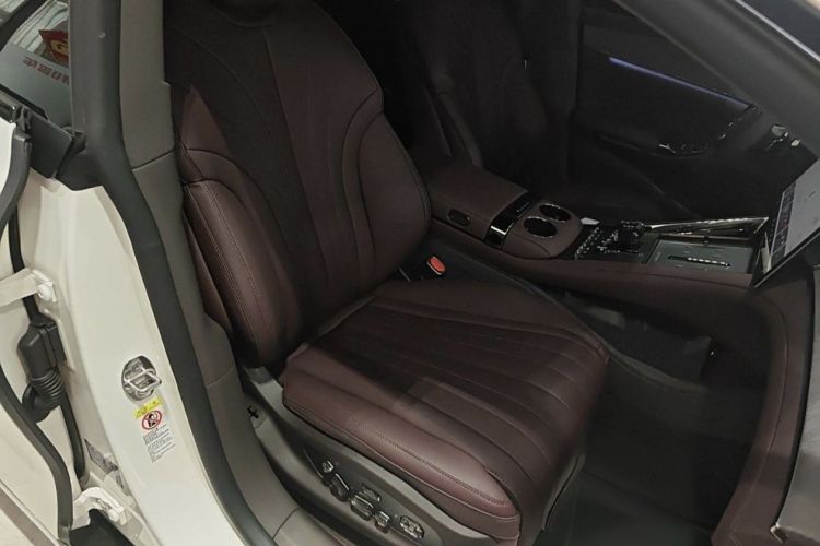 腾势Z9GT 2024款 1100四驱Max版局部细节41