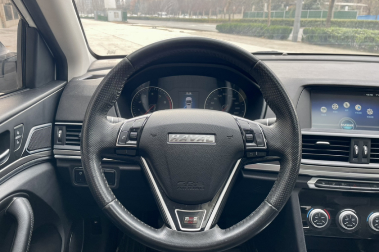 哈弗H6 2018款 红标 运动版 1.5T 手动两驱精英型局部细节13