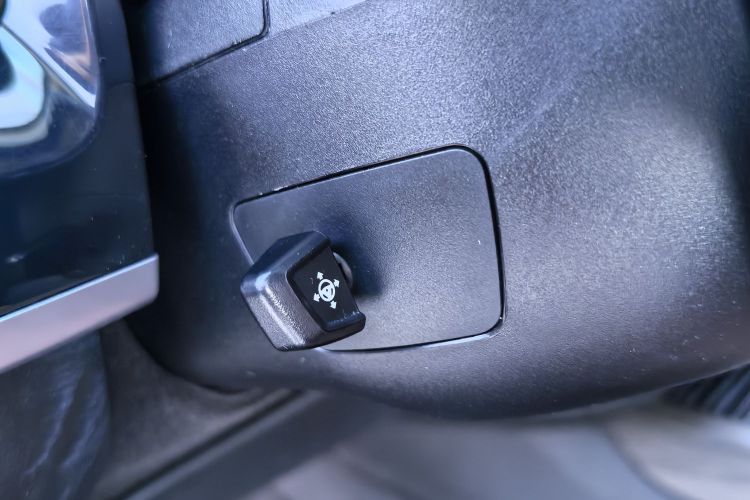 宝马X5（平行进口）中控内饰7008