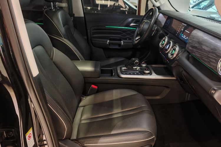 坦克300 2024款 2.0T 征服者局部细节41