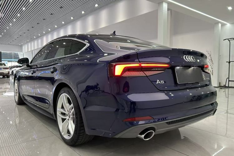 奥迪A5 2019款 Sportback 45 TFSI 时尚型车身外观6003