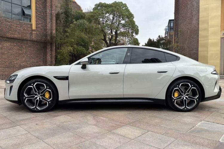 小米汽车 小米SU7 2024款 后驱超长续航高阶智驾Pro版车身外观6004