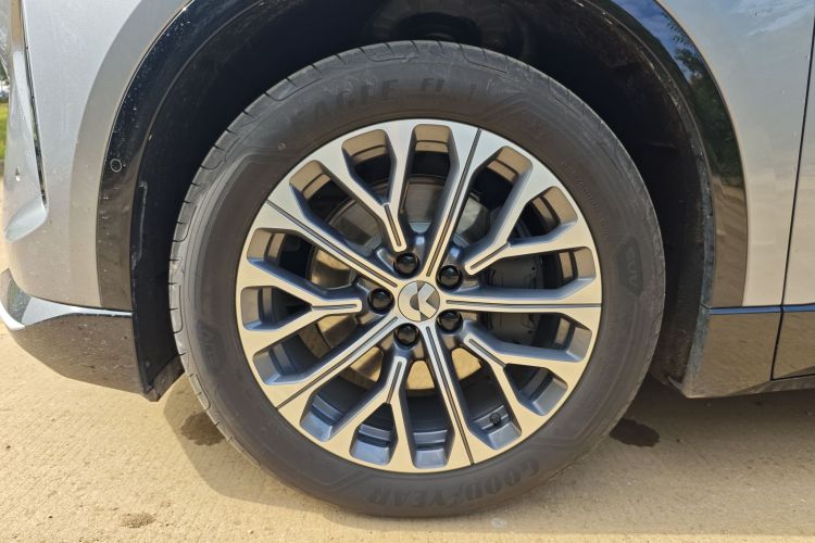 蔚来ES6 2025款 75kWh车身外观6012