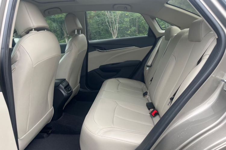 别克 英朗 2021款 典范 1.5L 自动精英型中控内饰7002