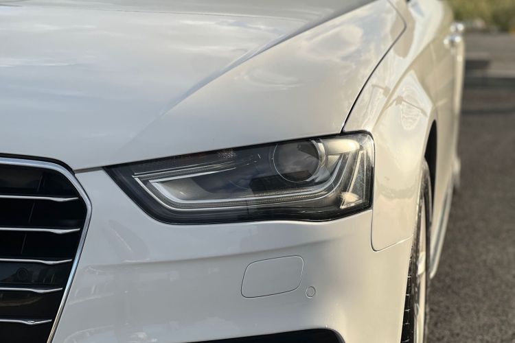 奥迪A4L 2016款 35 TFSI 自动标准型局部细节36