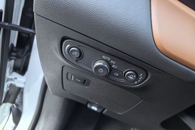 别克 昂科拉GX 2022款 332T CVT两驱豪华型局部细节9004