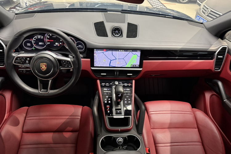 保时捷 2019款 Cayenne 3.0T中控内饰7001