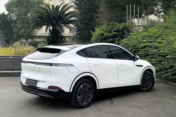 小鹏G6 2023款 755 超长续航 Pro车身外观6005