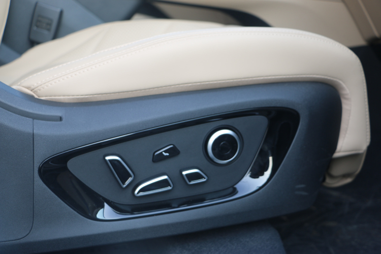 长安CS75 PLUS 2025款 第四代 1.5T 新蓝鲸 智慧旗舰型中控内饰7005