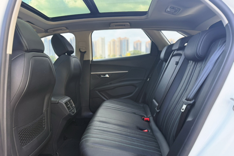 标致4008 2021款 360THP 科技版车身外观6002