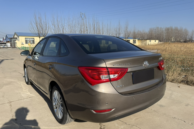 别克 英朗 2016款 15N 自动精英型车身外观6007