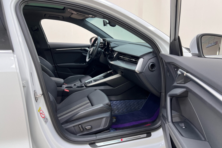 奥迪A3 2022款 A3L Limousine 35 TFSI 时尚运动型局部细节41