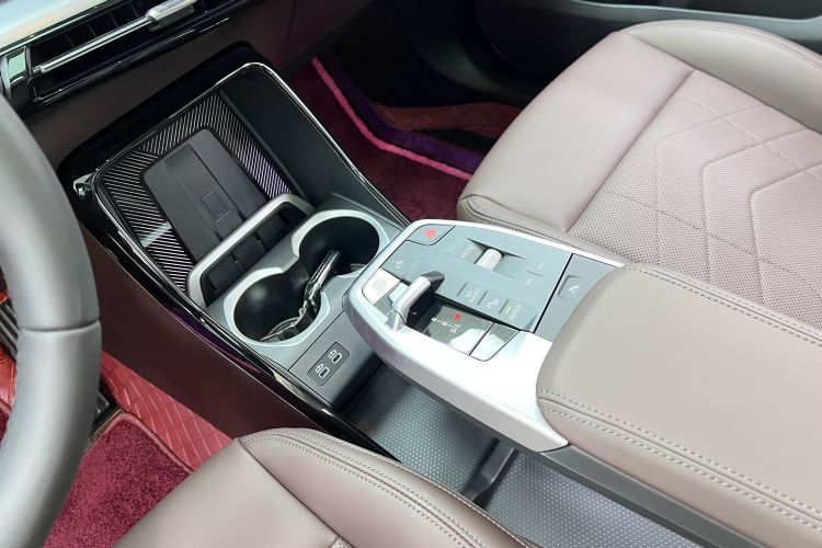 宝马X1 2024款 sDrive25Li M运动套装中控内饰7015