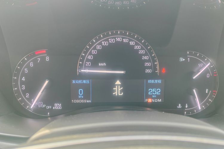 凯迪拉克ATS-L 2017款 28T 时尚型中控内饰15