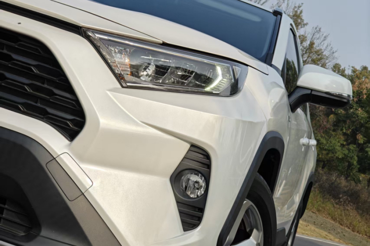 丰田 RAV4荣放 2020款 双擎  2.5L E-CVT两驱精英版车身外观6001